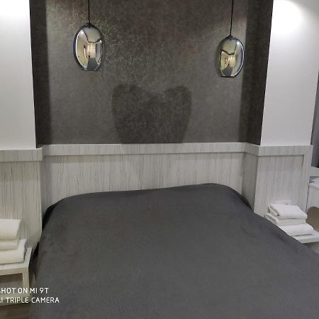 Апарт-Отель - 12 Шагов К Морю, Жк Орион Oldenburg Bagian luar foto